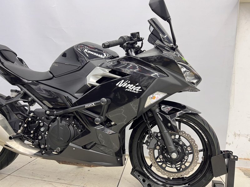 二手川崎Ninja 400