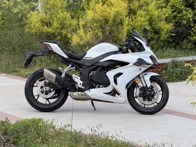 二手QJMOTOR赛800