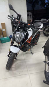 二手KTMR2R390 Duke