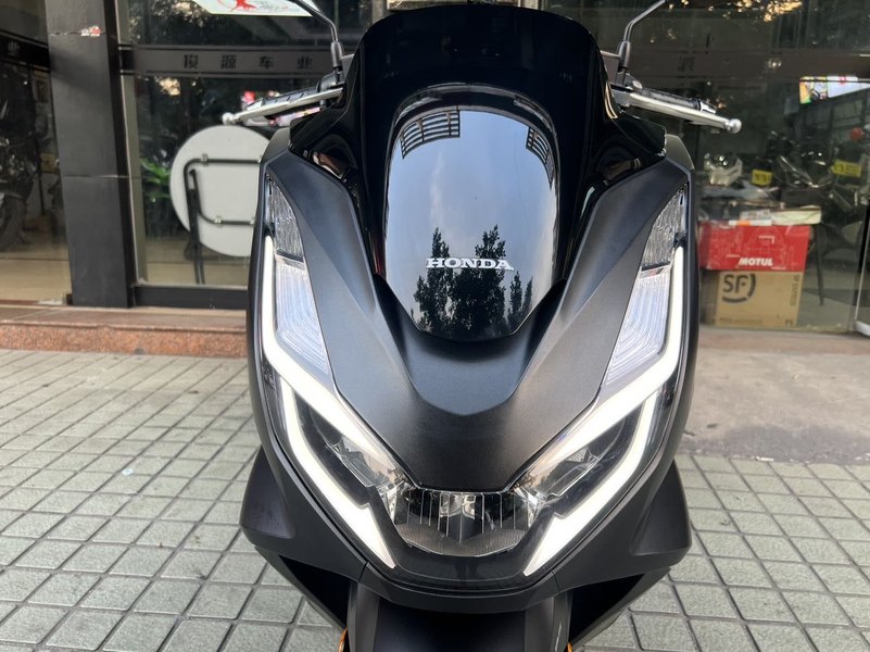 二手五羊本田PCX