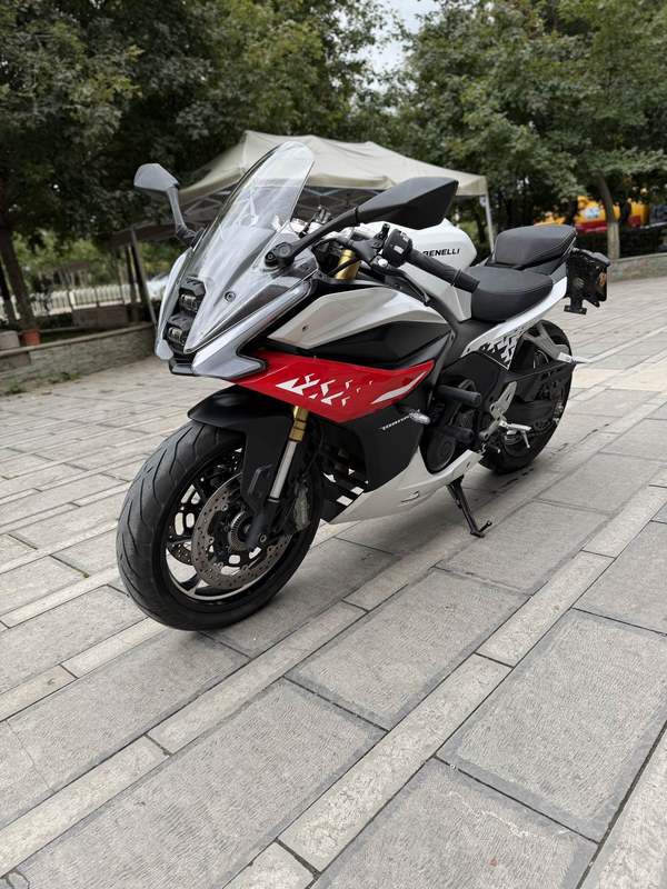二手贝纳利龙卷风 Tornado 552R