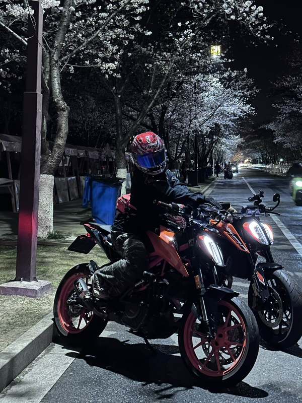 二手KTMR2R390 Duke