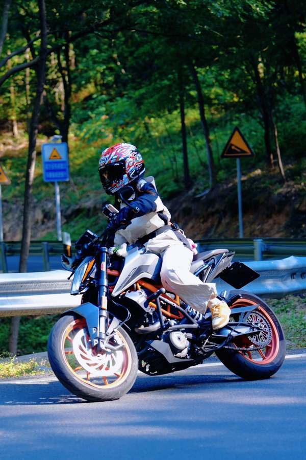 二手KTMR2R390 Duke