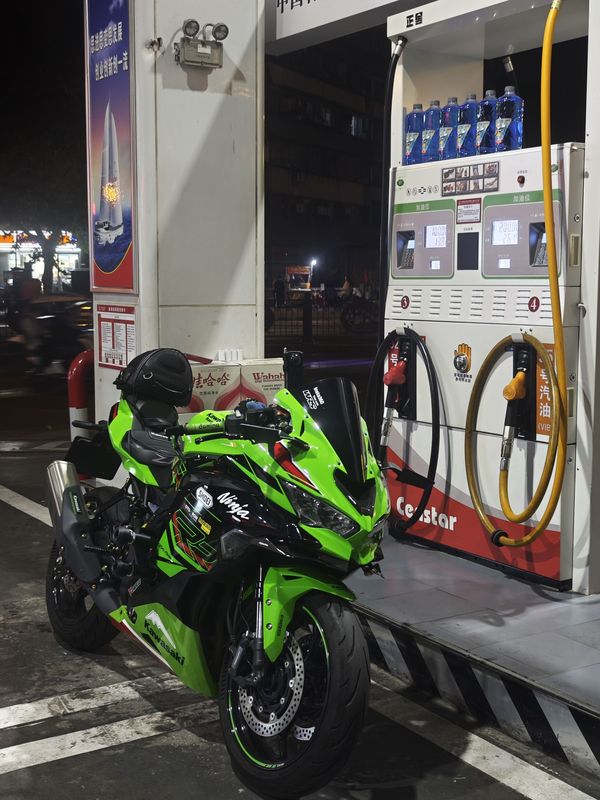 二手川崎ZX-4R