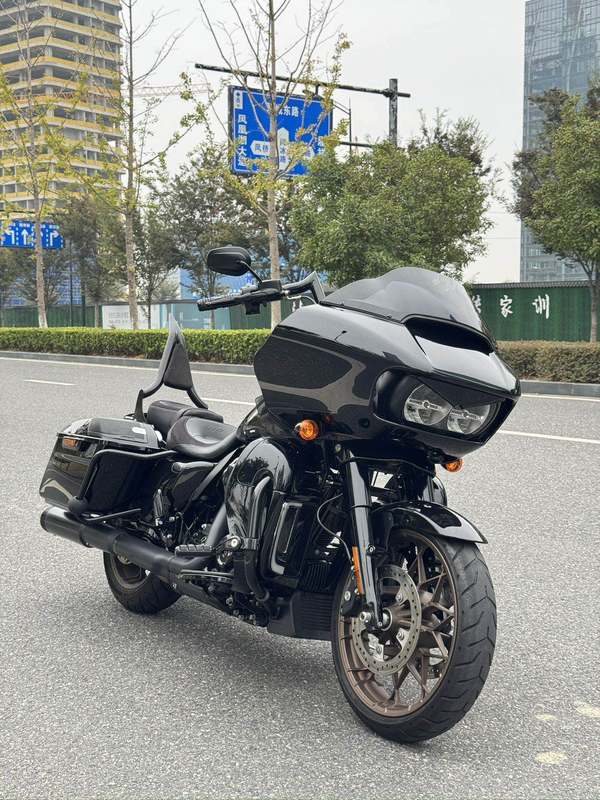 二手哈雷戴维森公路滑翔 Road Glide