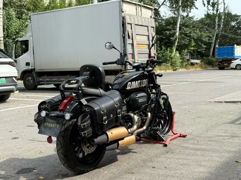 二手QJMOTOR闪300