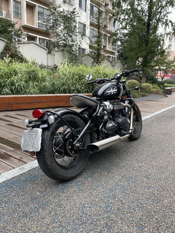 二手凯旋Bonneville Bobber