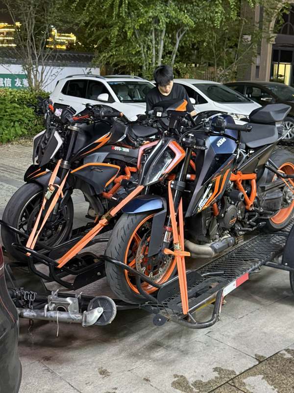 二手KTMR2R1290 Super Duke