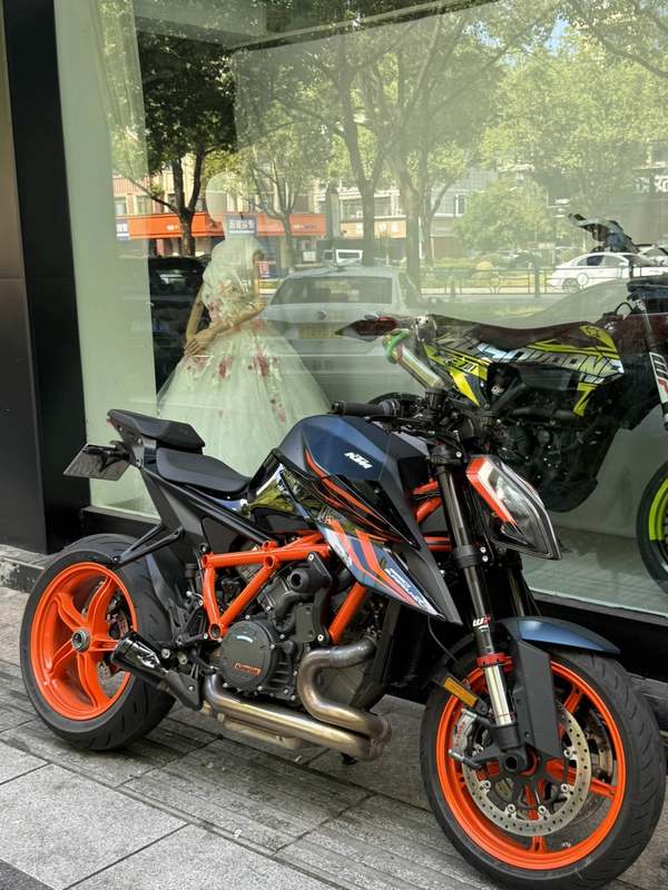 二手KTMR2R1290 Super Duke
