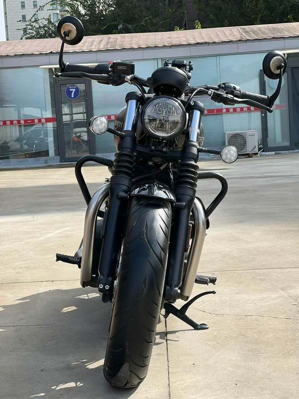 二手凯旋Bonneville Bobber