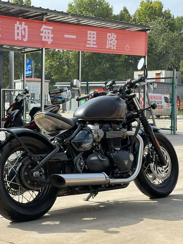 二手凯旋Bonneville Bobber