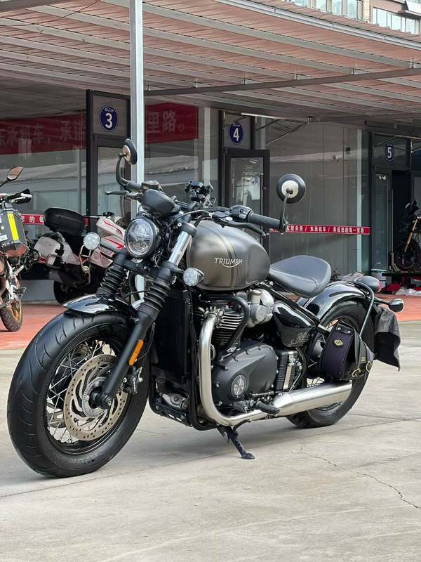 二手凯旋Bonneville Bobber