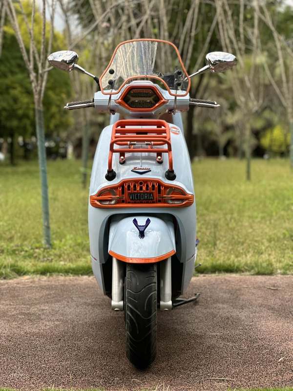 二手维多利亚Sixties 250Si