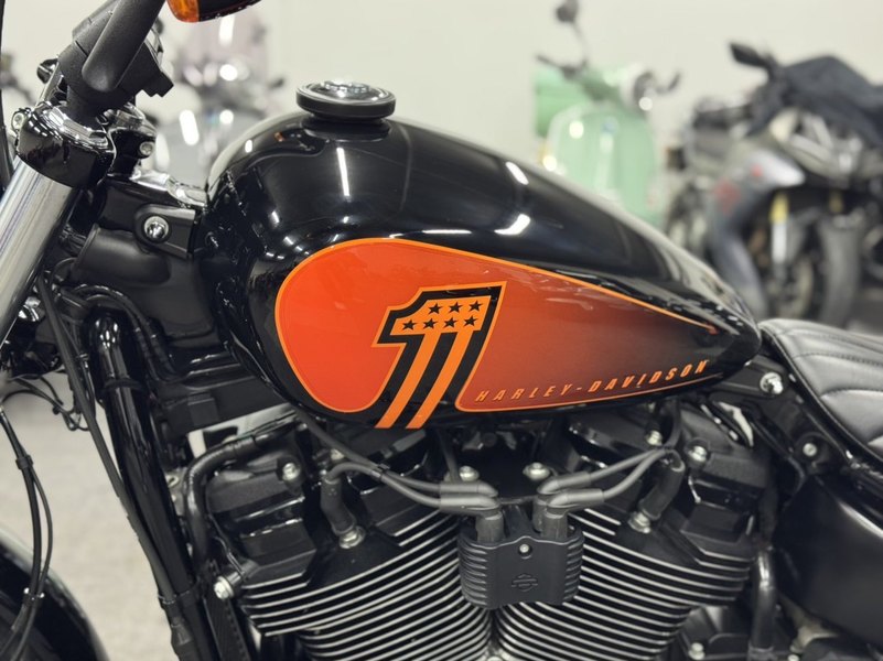 二手哈雷戴维森街霸 Street Bob