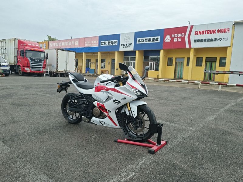 二手QJMOTOR赛250