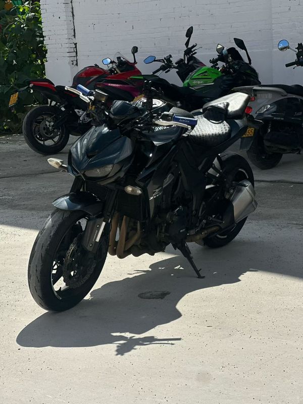 二手川崎Z1000