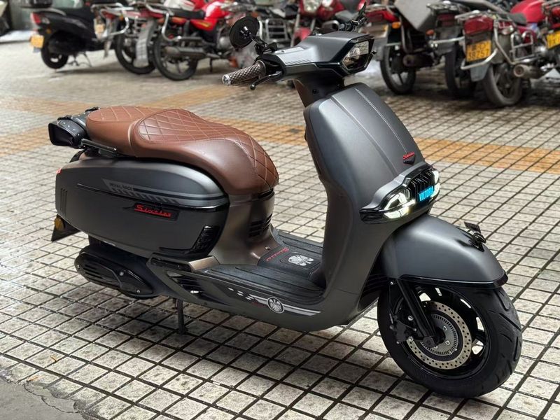 二手维多利亚Sixties 250Si