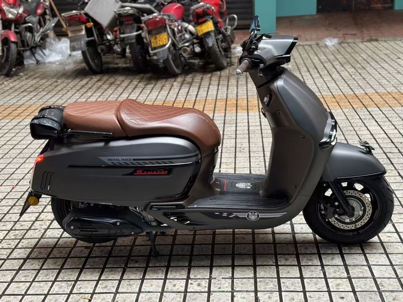 二手维多利亚Sixties 250Si