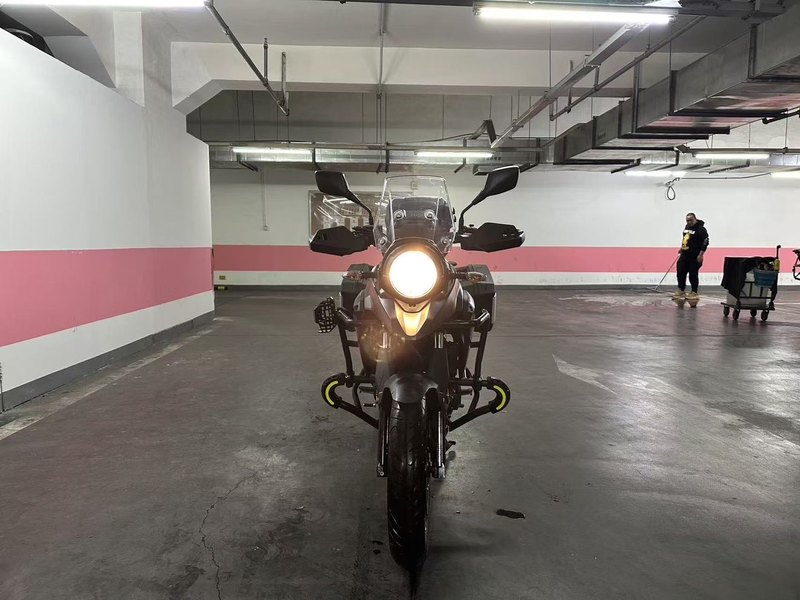 二手豪爵铃木DL250