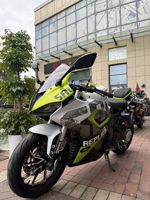 二手QJMOTOR赛250