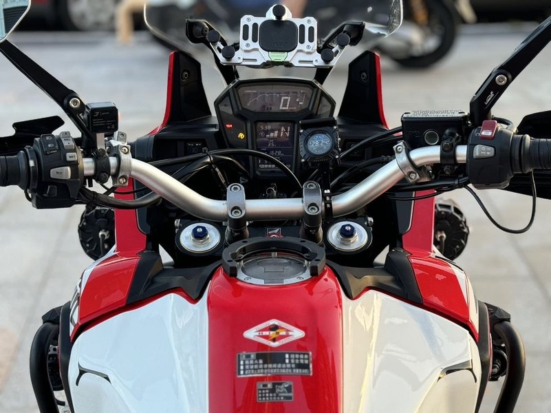 二手本田CRF1100L Africa Twin