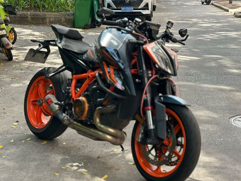 二手KTMR2R1290 Super Duke