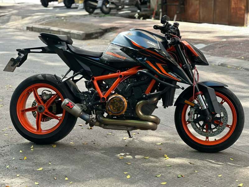 二手KTMR2R1290 Super Duke