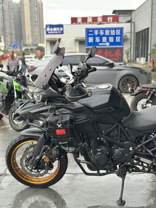 二手贝纳利TRK552
