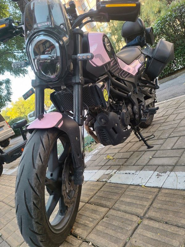 二手贝纳利幼狮 Leoncino 150