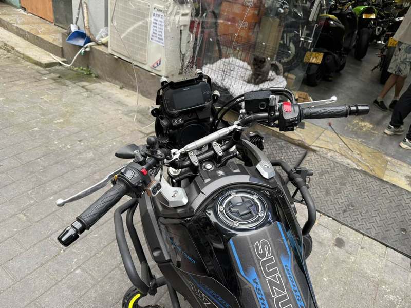 二手豪爵铃木DL250