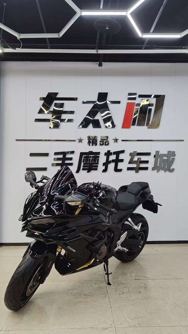 二手QJMOTOR赛800