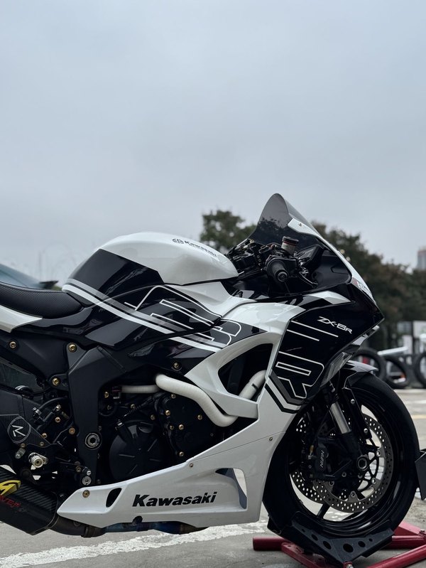 二手川崎Ninja ZX-6R 