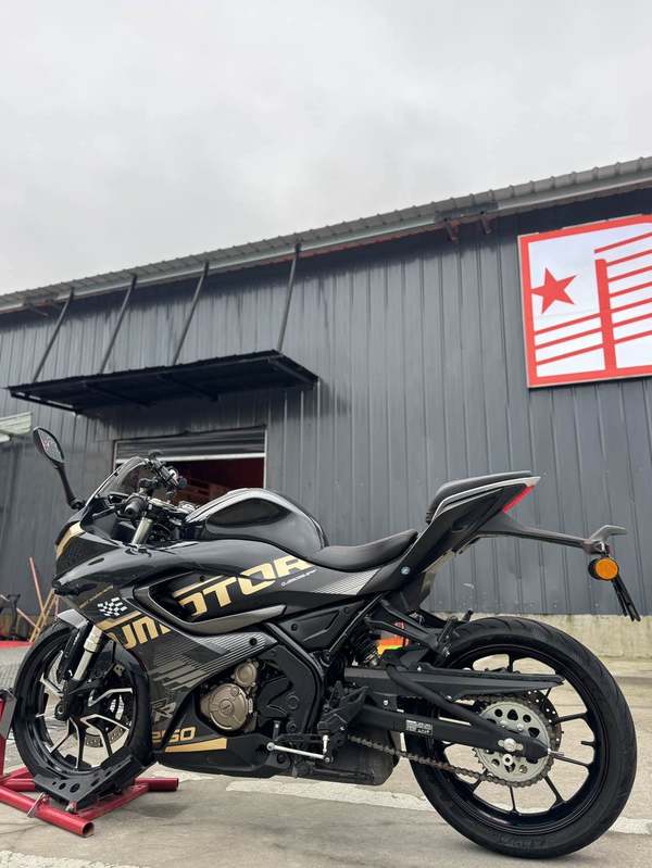 二手QJMOTOR赛250