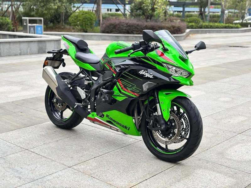 二手川崎ZX-4R