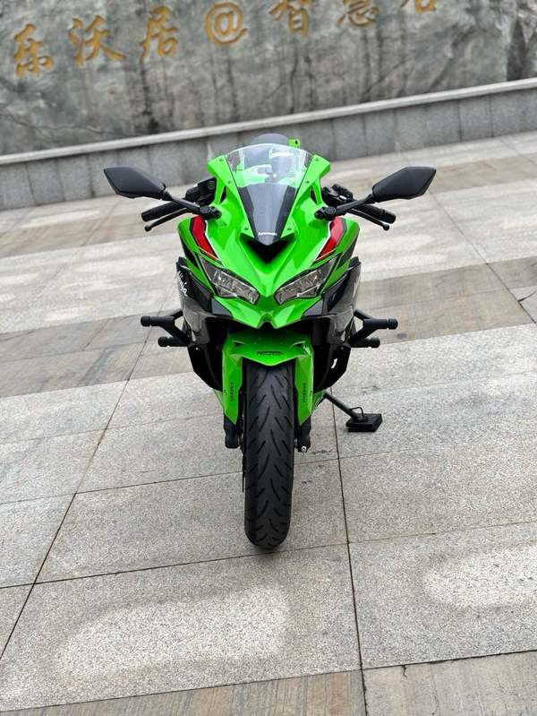 二手川崎ZX-4R