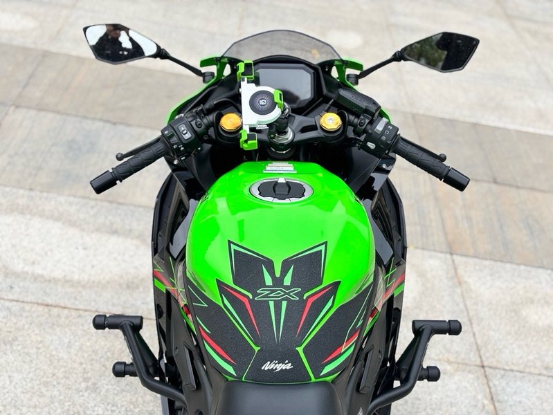 二手川崎ZX-4R