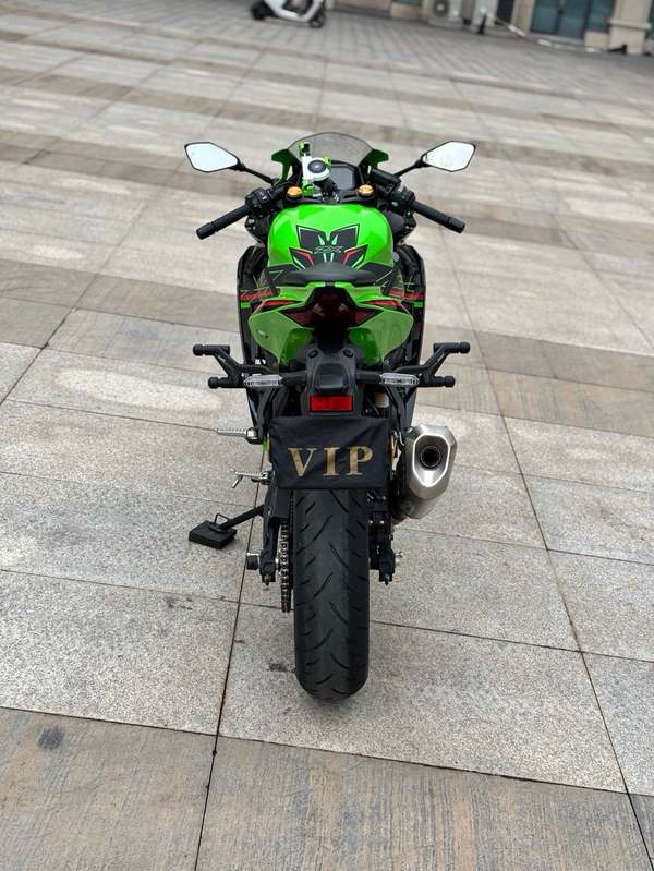 二手川崎ZX-4R