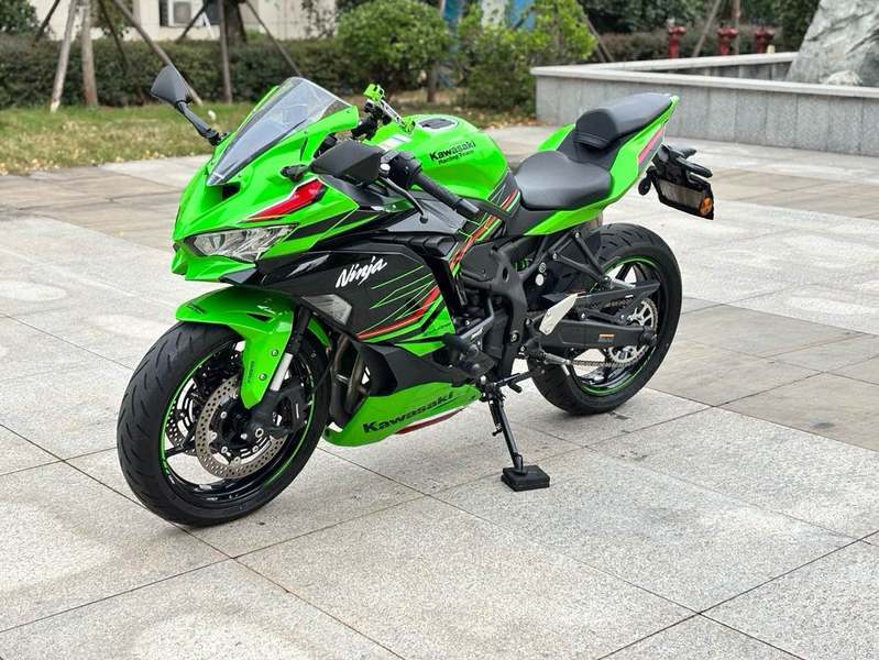 二手川崎ZX-4R