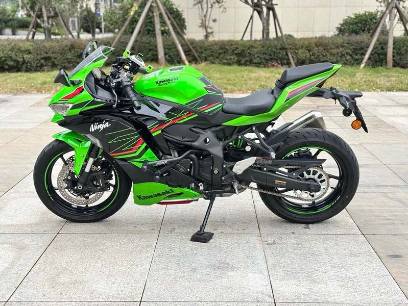 二手川崎ZX-4R