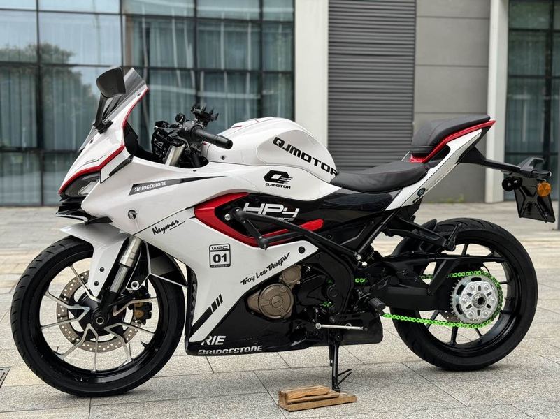 二手QJMOTOR赛250