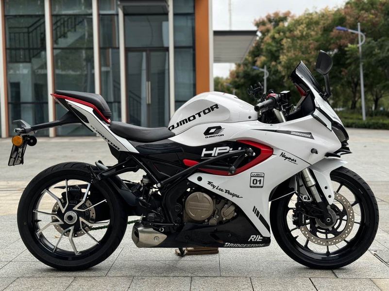 二手QJMOTOR赛250