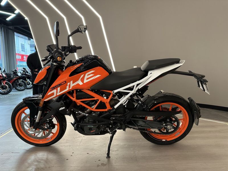 二手KTMR2R390 Duke