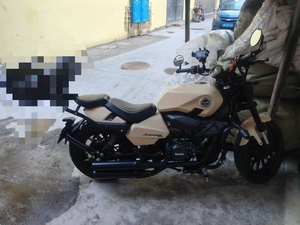 二手贝纳利哈伦252