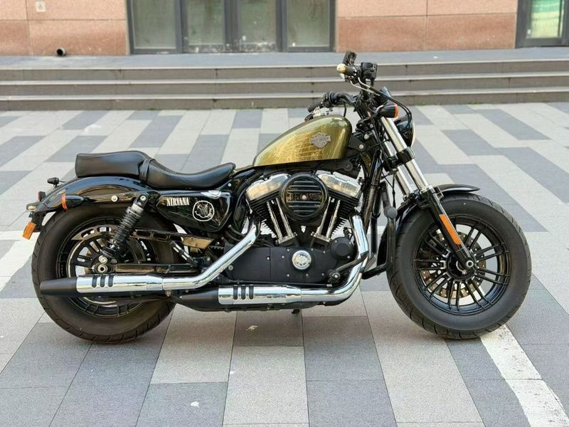 二手哈雷戴维森1200 Custom