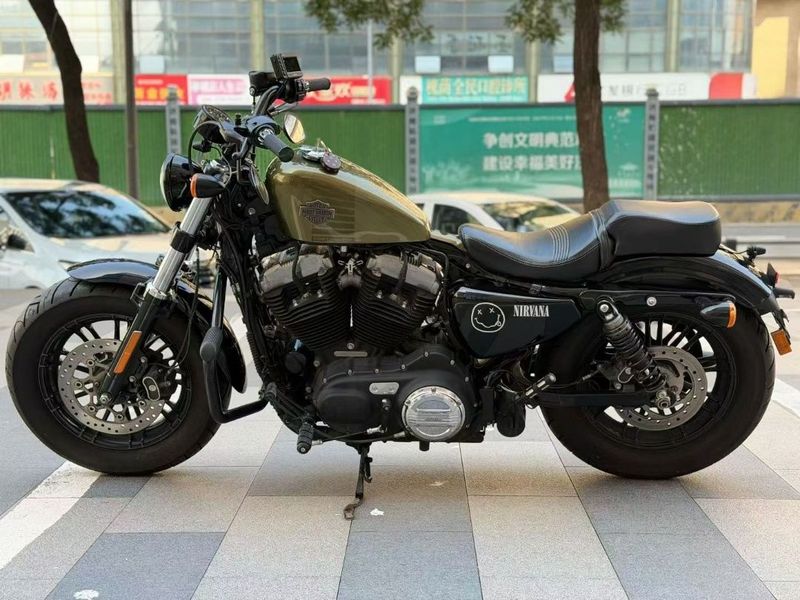 二手哈雷戴维森1200 Custom