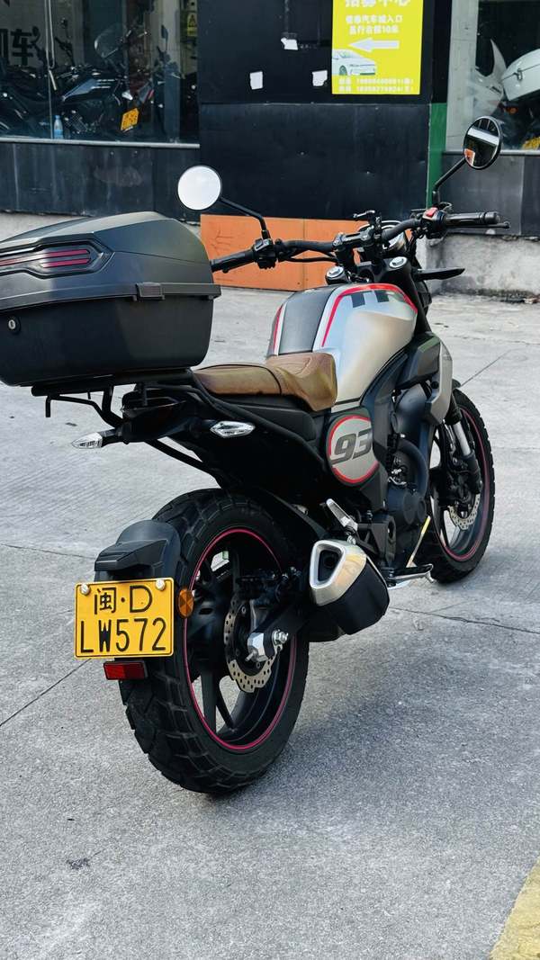 二手新大洲本田CBF190TR