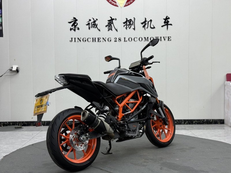 二手KTMR2R390 Duke
