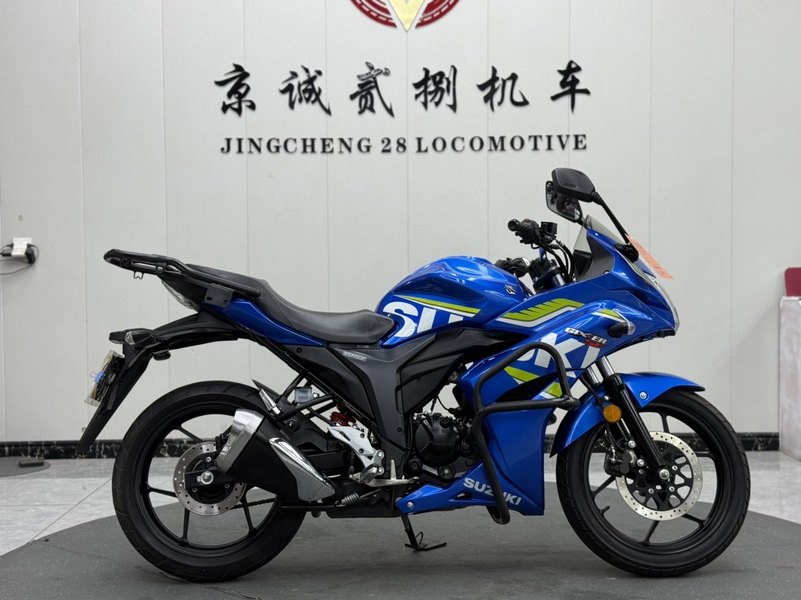 二手济南铃木极客飒 Gixxer 155