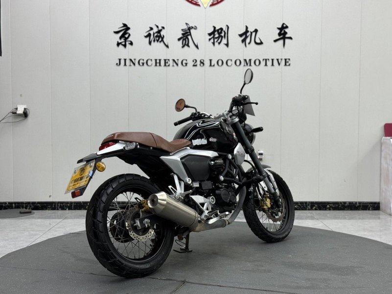 二手五羊本田鸷道 CB190SS