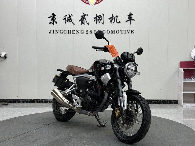 二手五羊本田鸷道 CB190SS